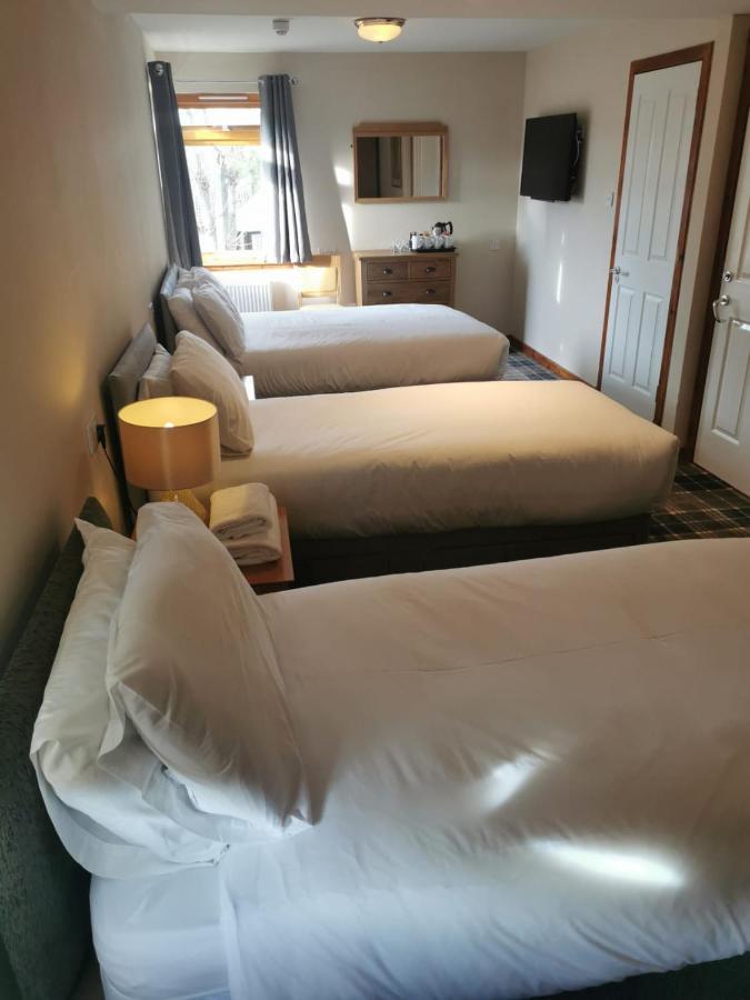 West End 3*